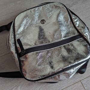 IVIVVA Brand New Bag Backpack Silver